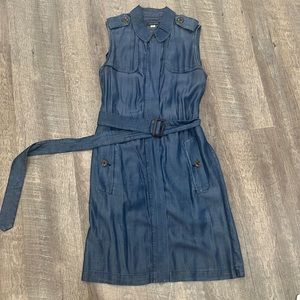 Sleeveless jean dress